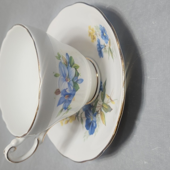 Bone China Tea Cup - Picture 1 of 6